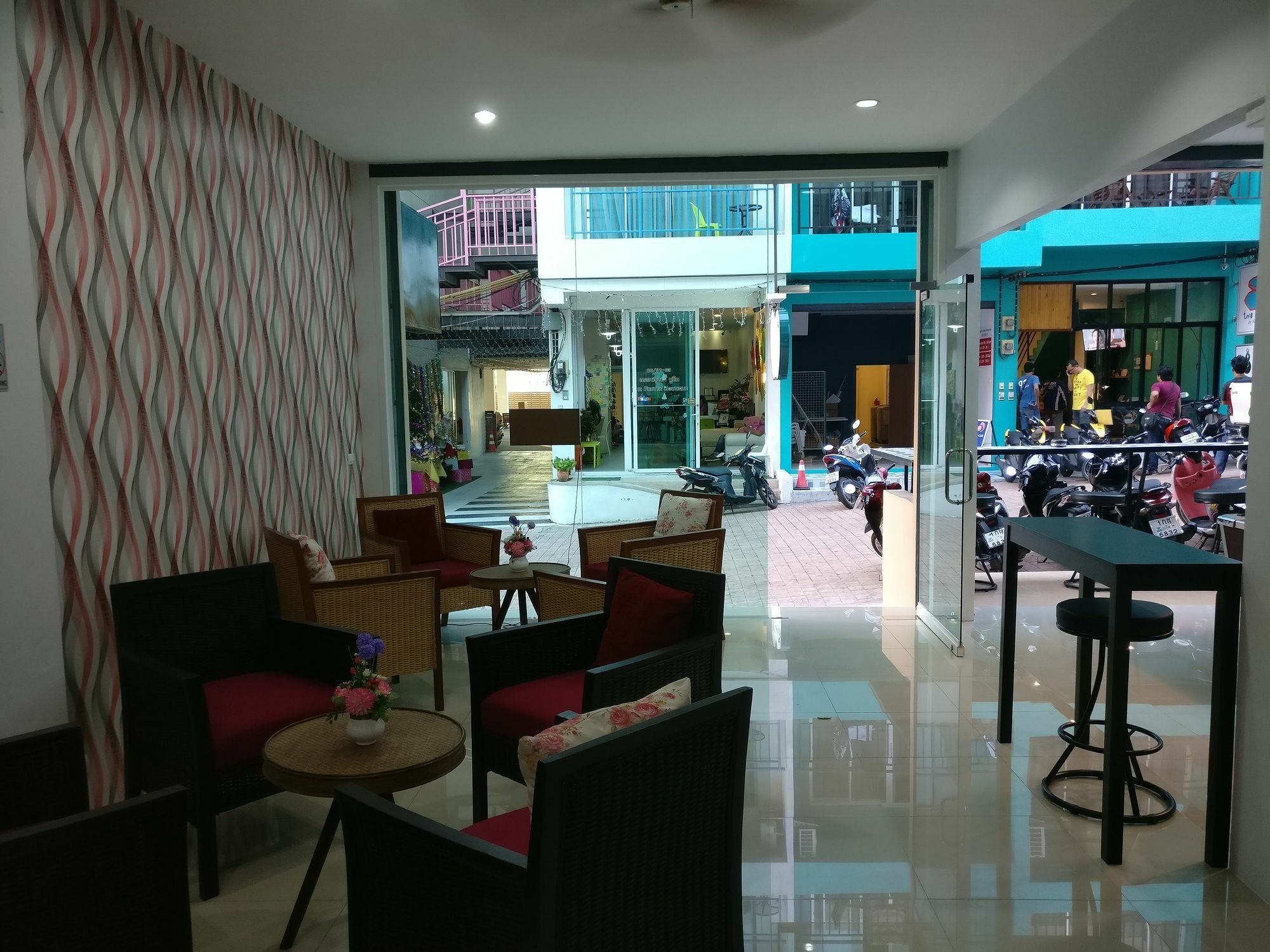 White Sky Boutique Otel Patong Dış mekan fotoğraf