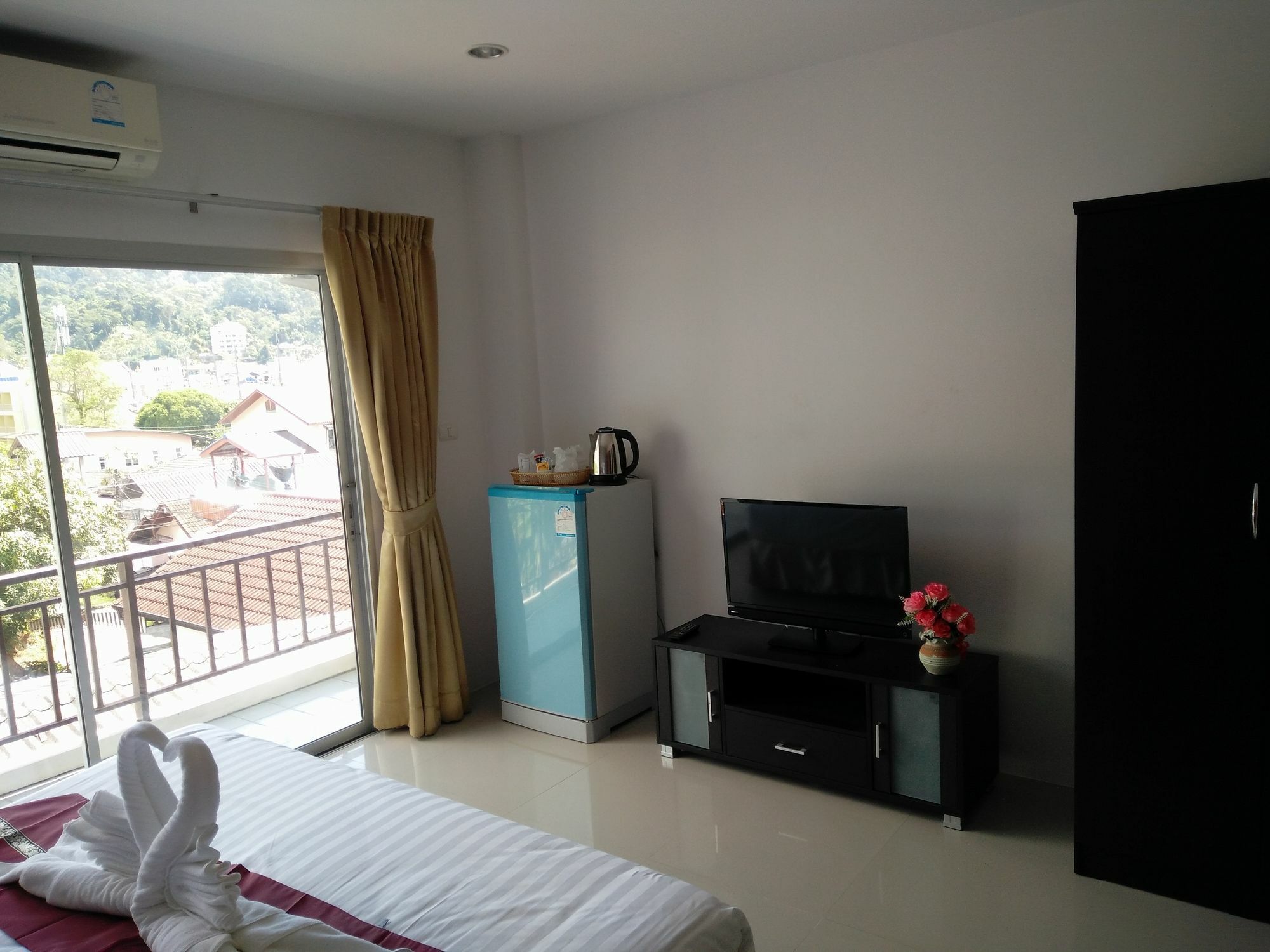 White Sky Boutique Otel Patong Dış mekan fotoğraf