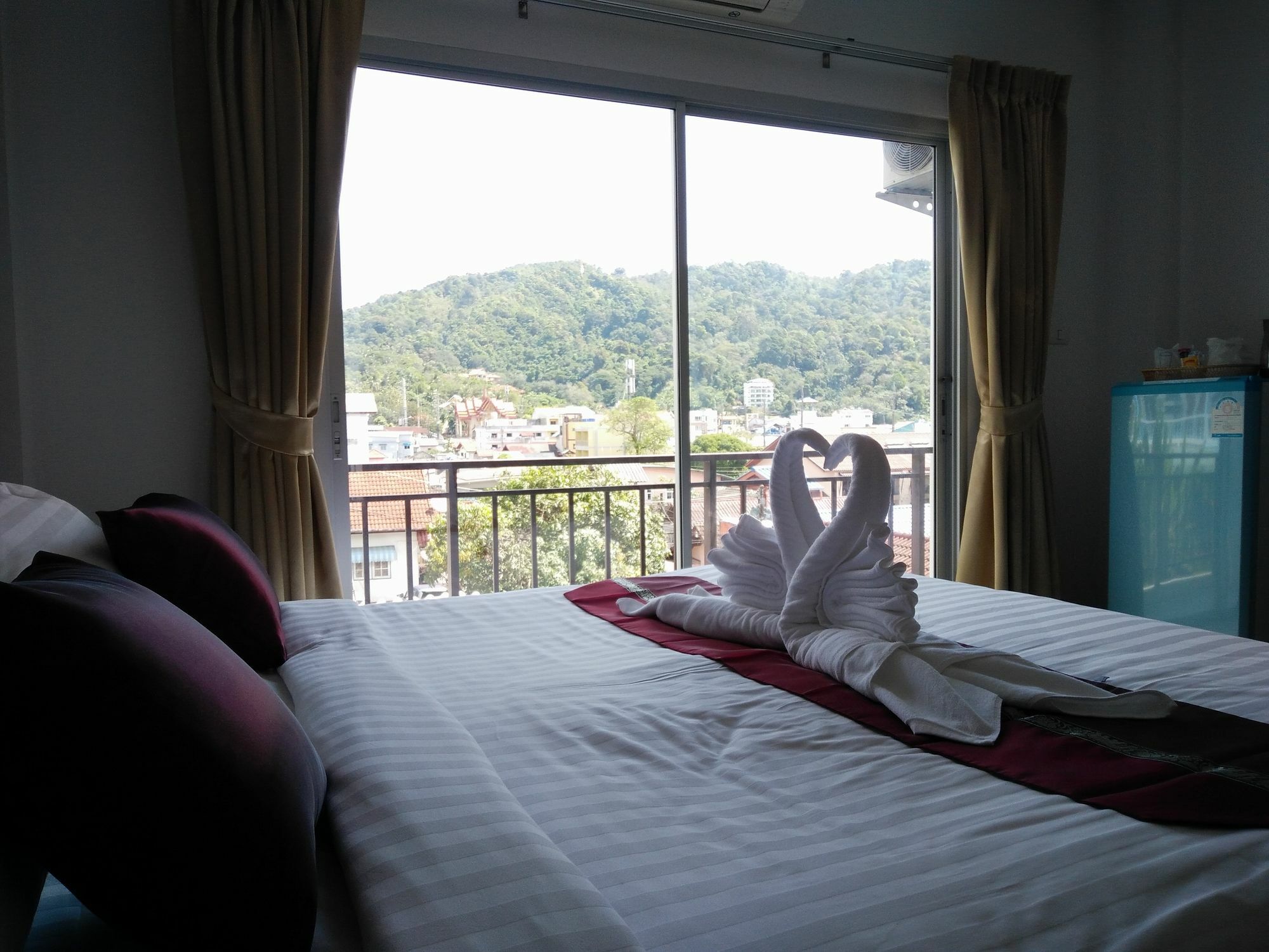 White Sky Boutique Otel Patong Dış mekan fotoğraf